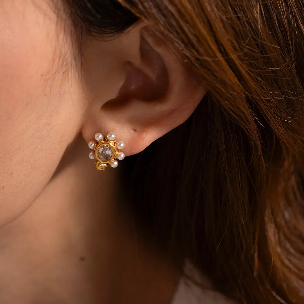 Elegant Golden Earrings & Natural Pearls