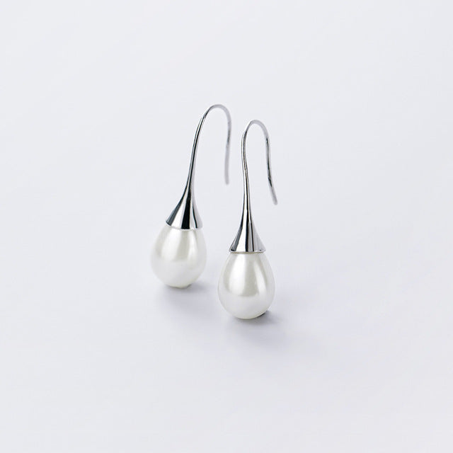 Casey - Pearl Drop Earrings