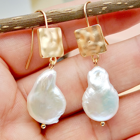 Andrea - Vintage Freshwater Pearl Earrings